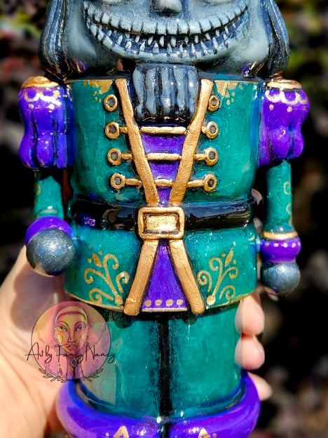 Evil Nutcracker with Top Hat 32oz