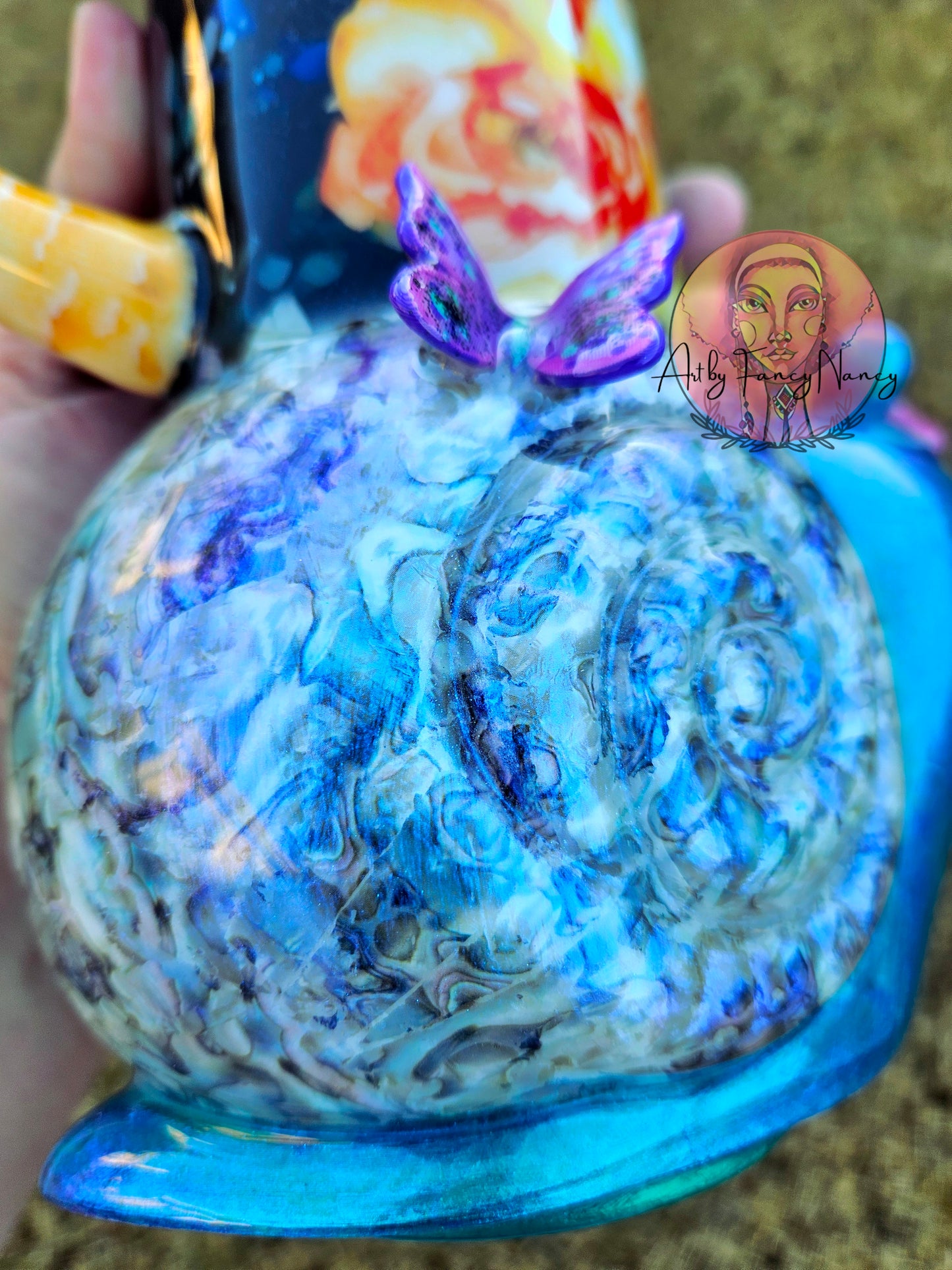 Spring snail tumbler 32oz