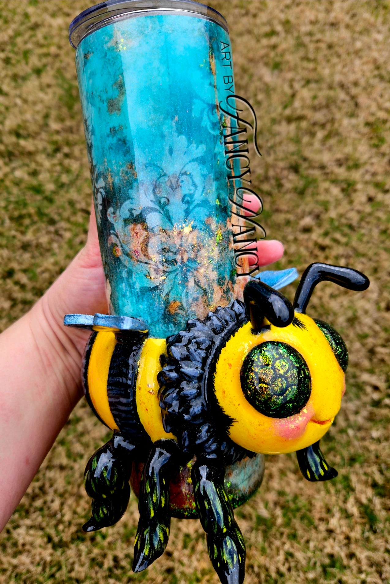 Cute 3D bee tumbler 30oz