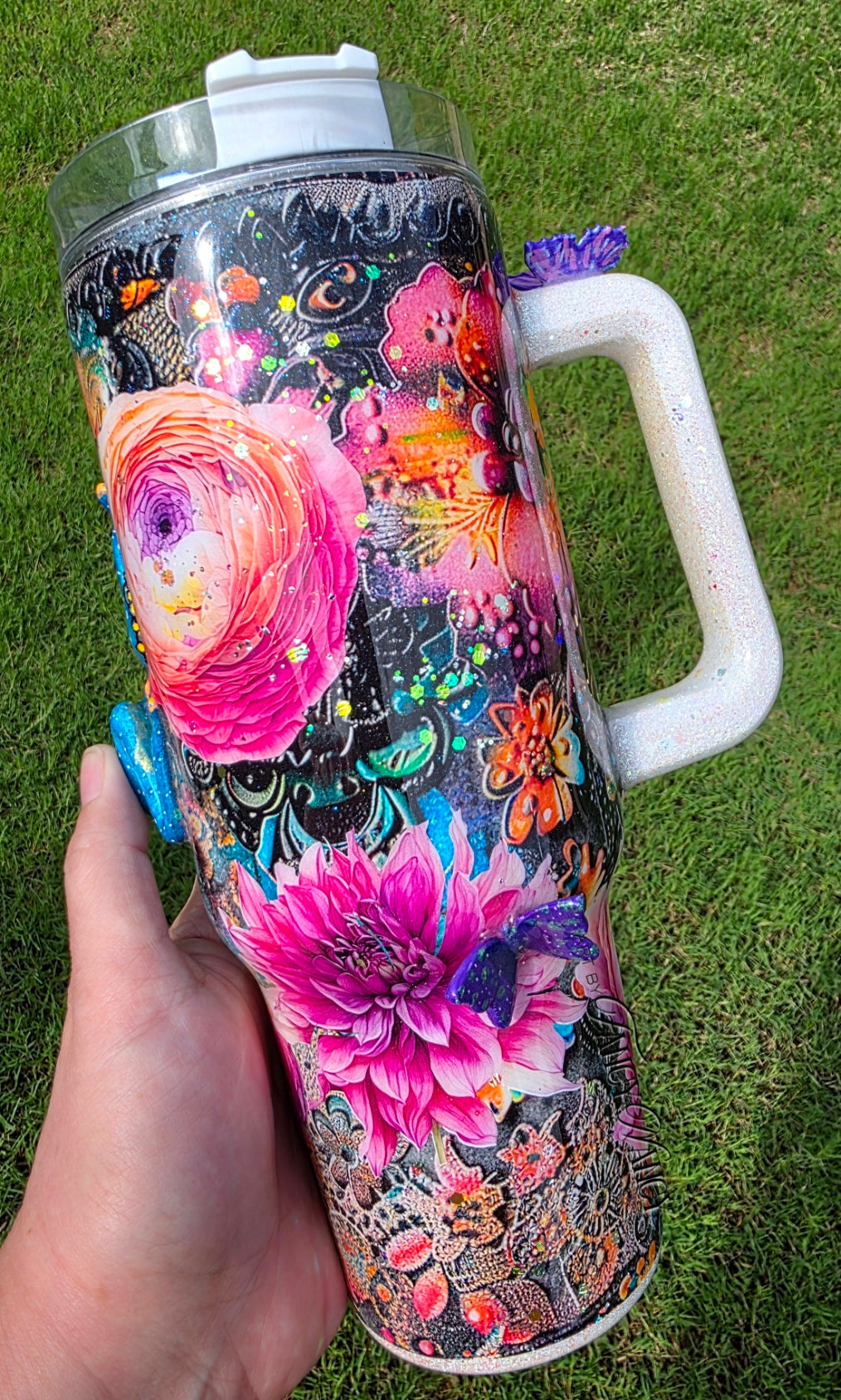 Grunge floral Frog 40oz