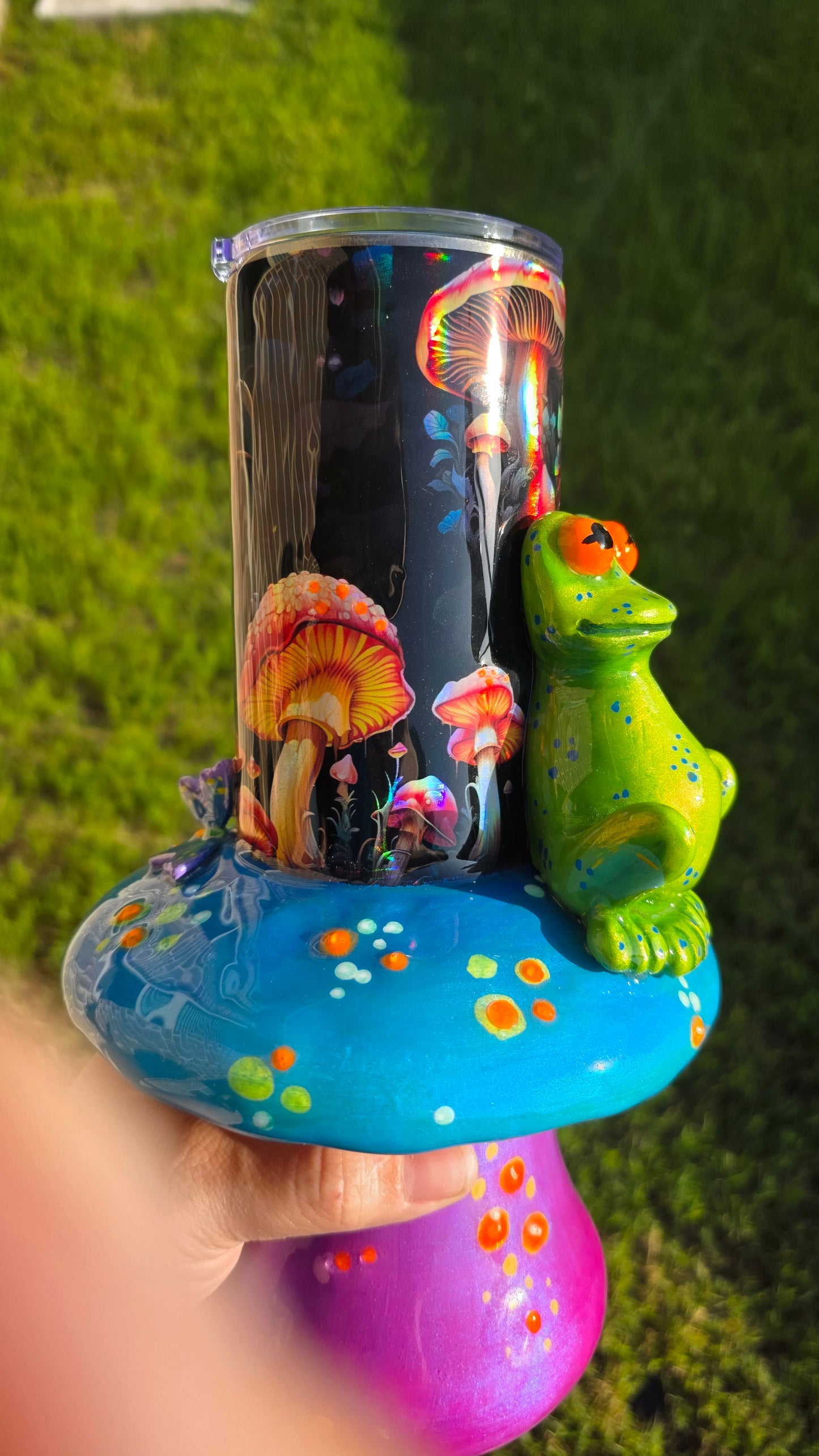 Psychedelic mushroom tumbler 32oz