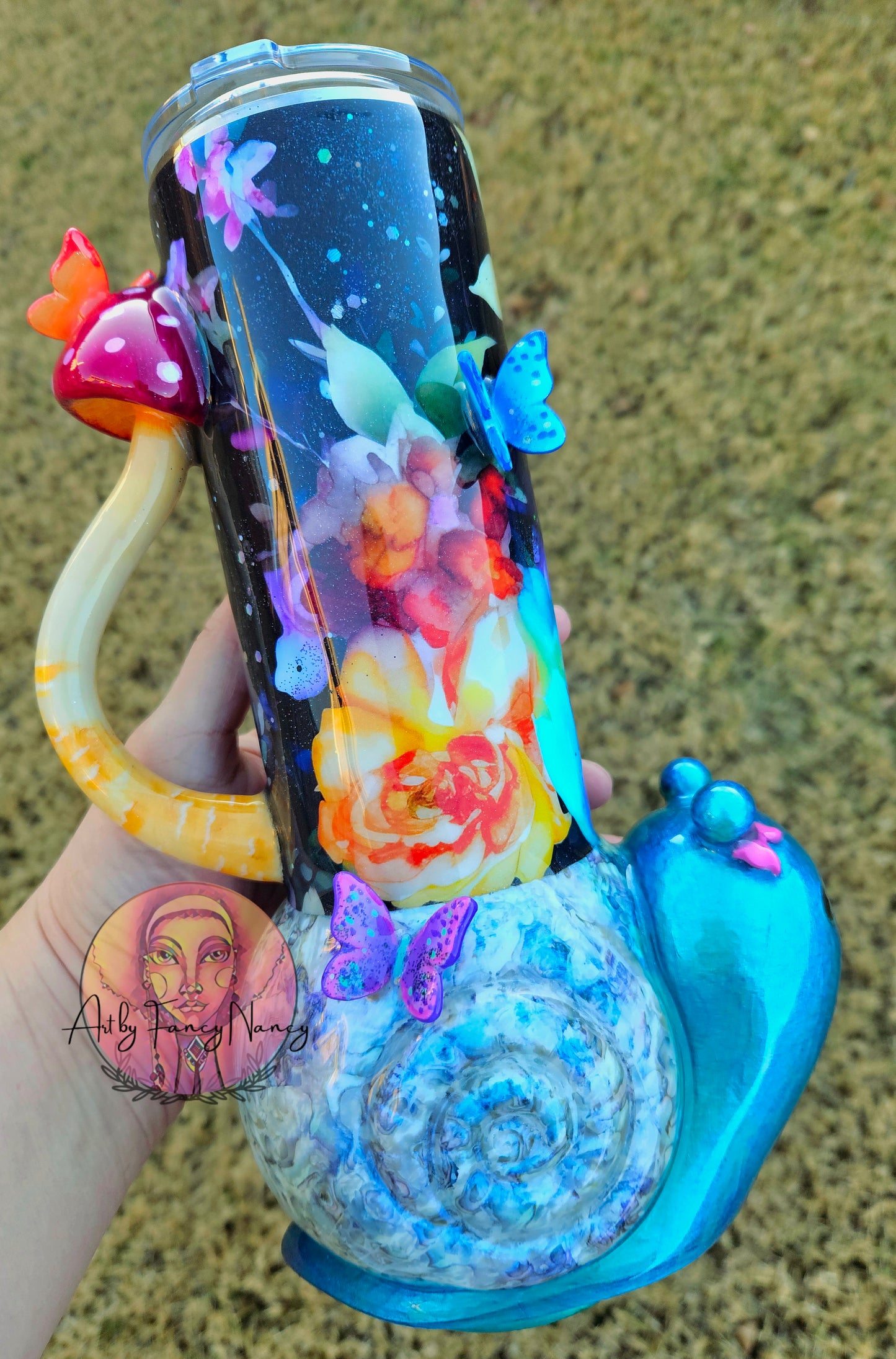 Spring snail tumbler 32oz