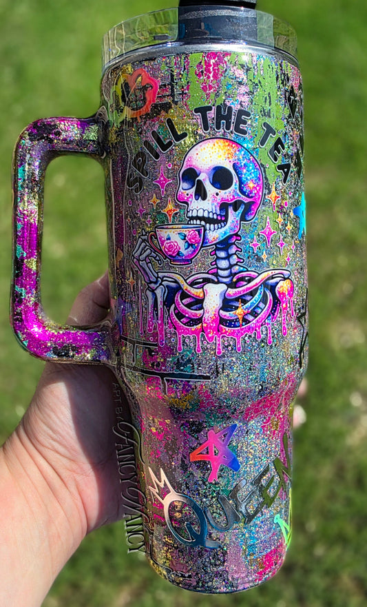 Spill the tea graffiti 40oz